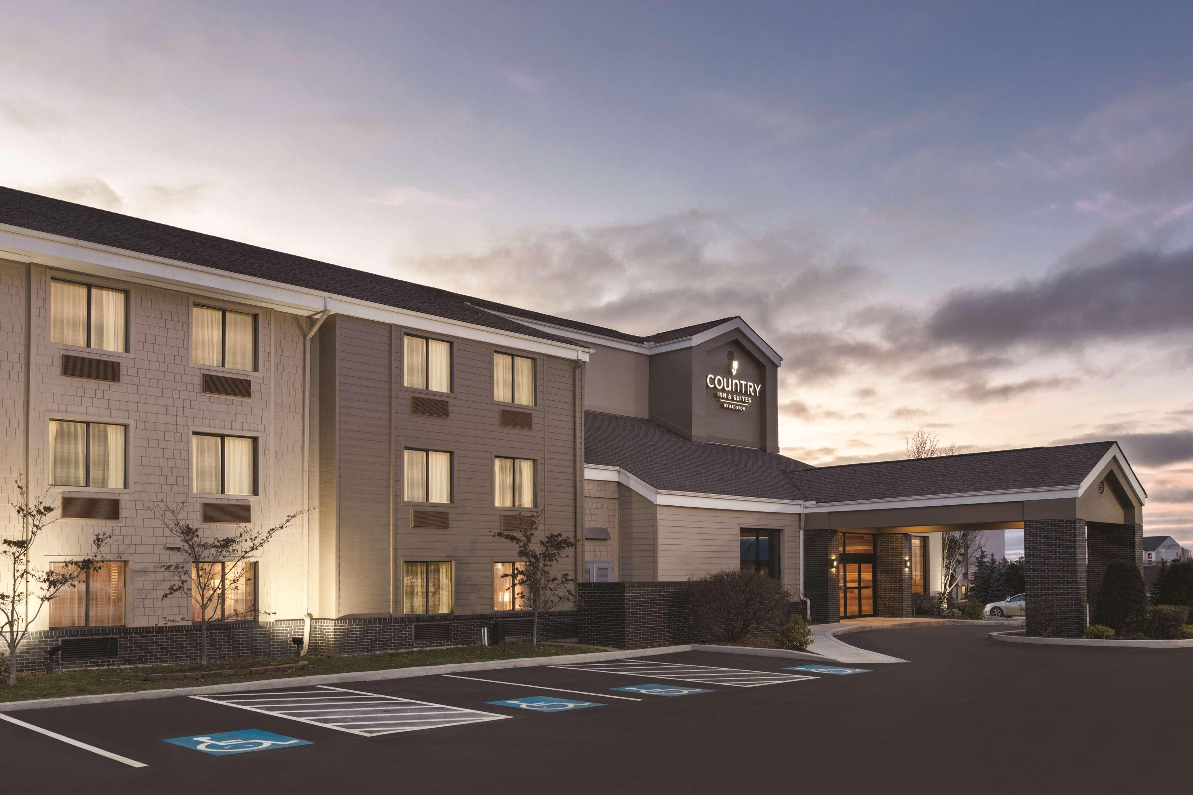 Country Inn & Suites By Radisson, Erie, Pa Kearsarge Eksteriør bilde