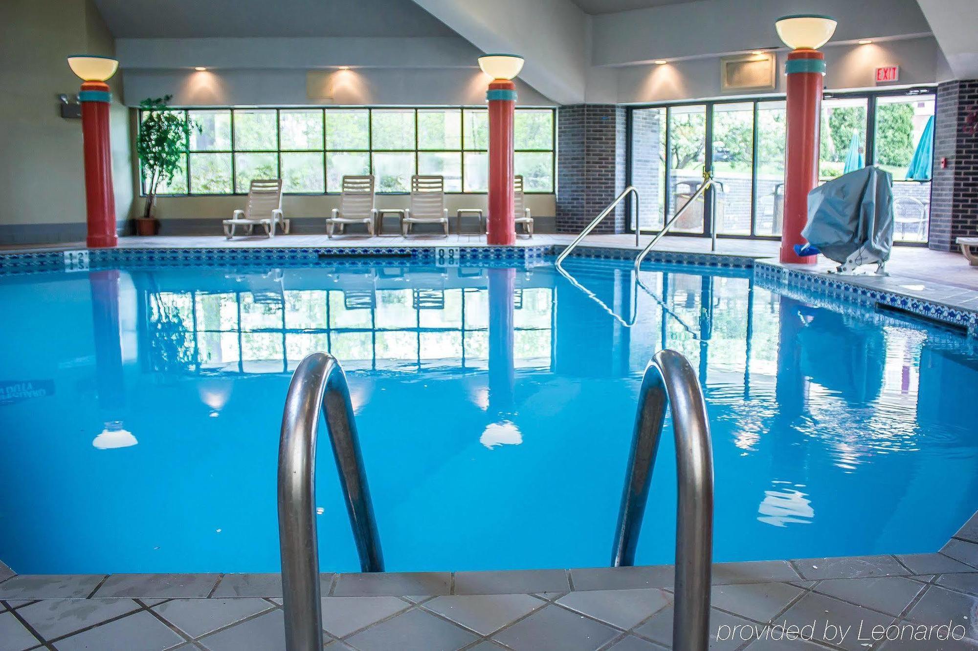 Country Inn & Suites By Radisson, Erie, Pa Kearsarge Eksteriør bilde