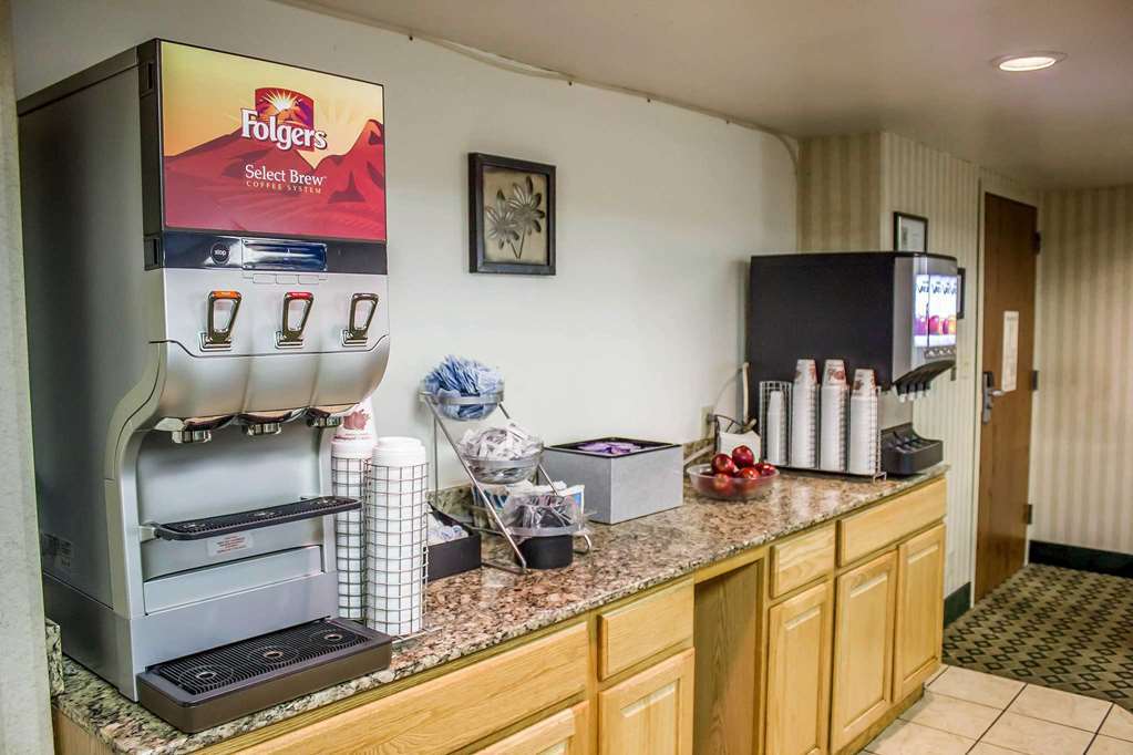 Country Inn & Suites By Radisson, Erie, Pa Kearsarge Restaurant bilde